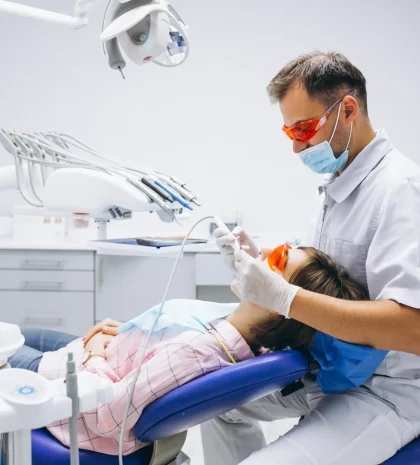 woman-patient-dentist